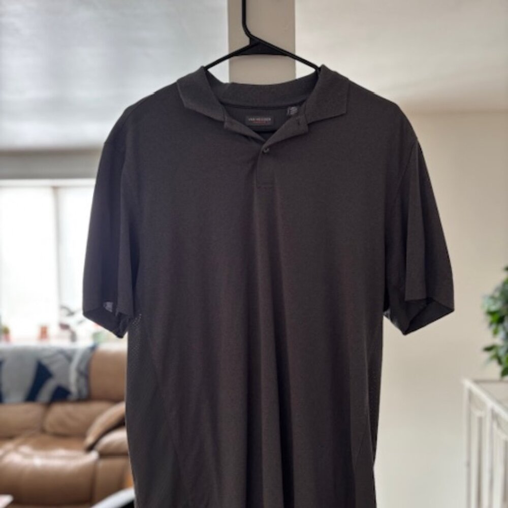 MENS SHORT SLEEVE SHIRT SIZE M LIKE NEW